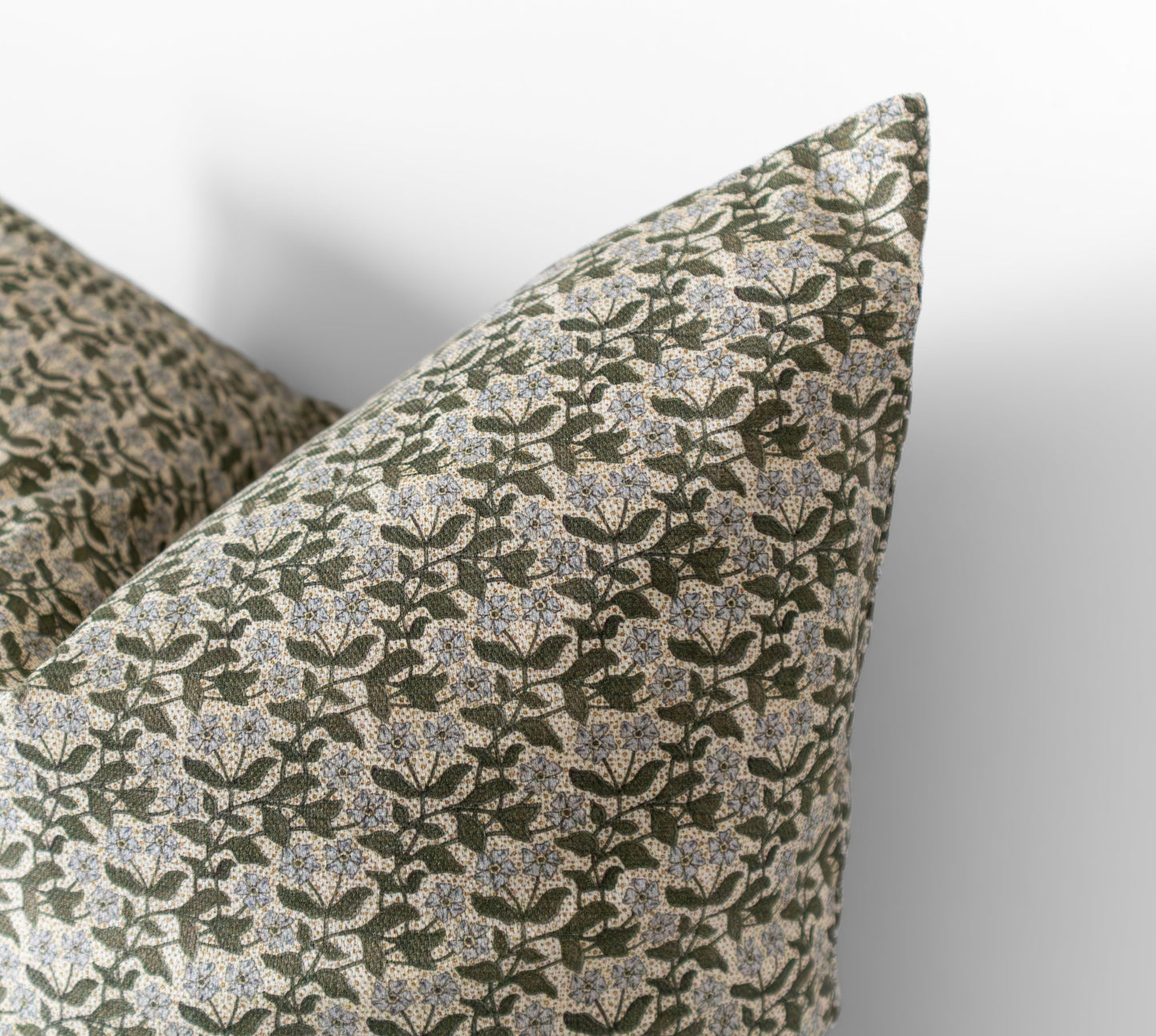 Serein | Housse de coussin à fleurs