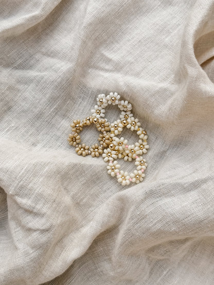 La collection de bagues Daisy Chain