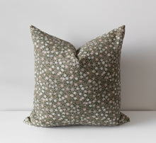Ivy | Housse de coussin à motif floral vert