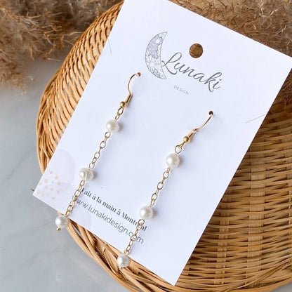 TRIPLE | Triple Pearl Earrings