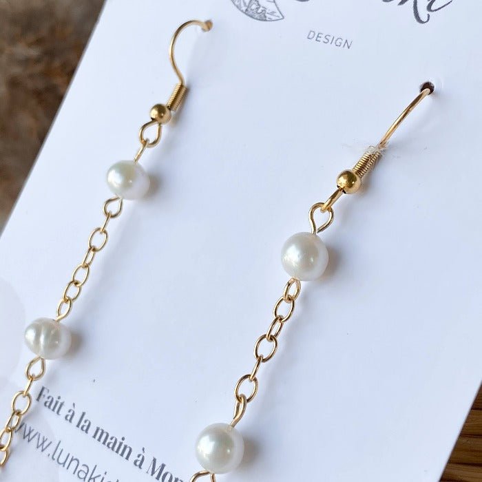 TRIPLE | Triple Pearl Earrings