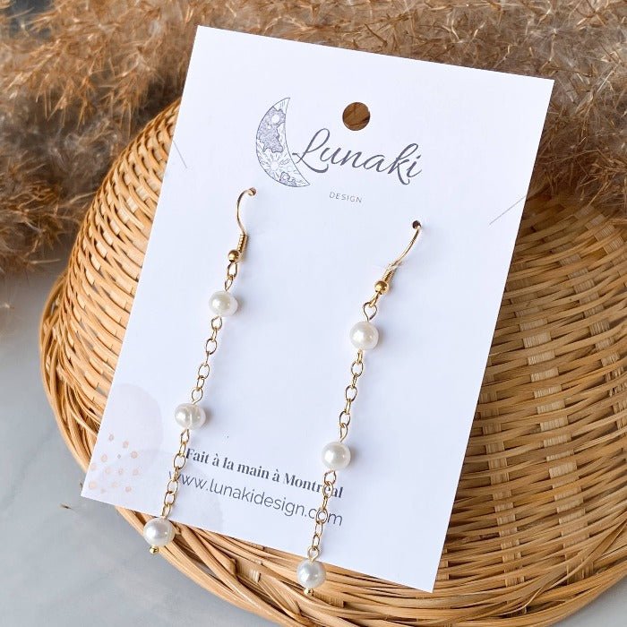 TRIPLE | Triple Pearl Earrings