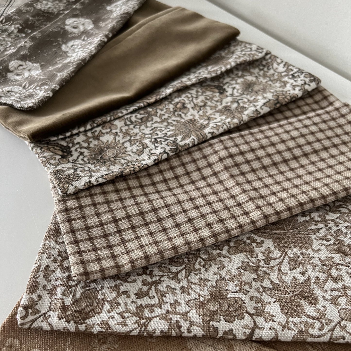 Distributeur de mouchoirs en tissu | Odessa