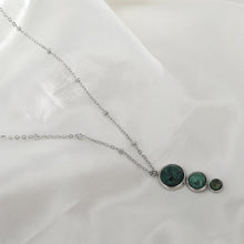 INDY: 3-Stone Pendant Silver Necklace