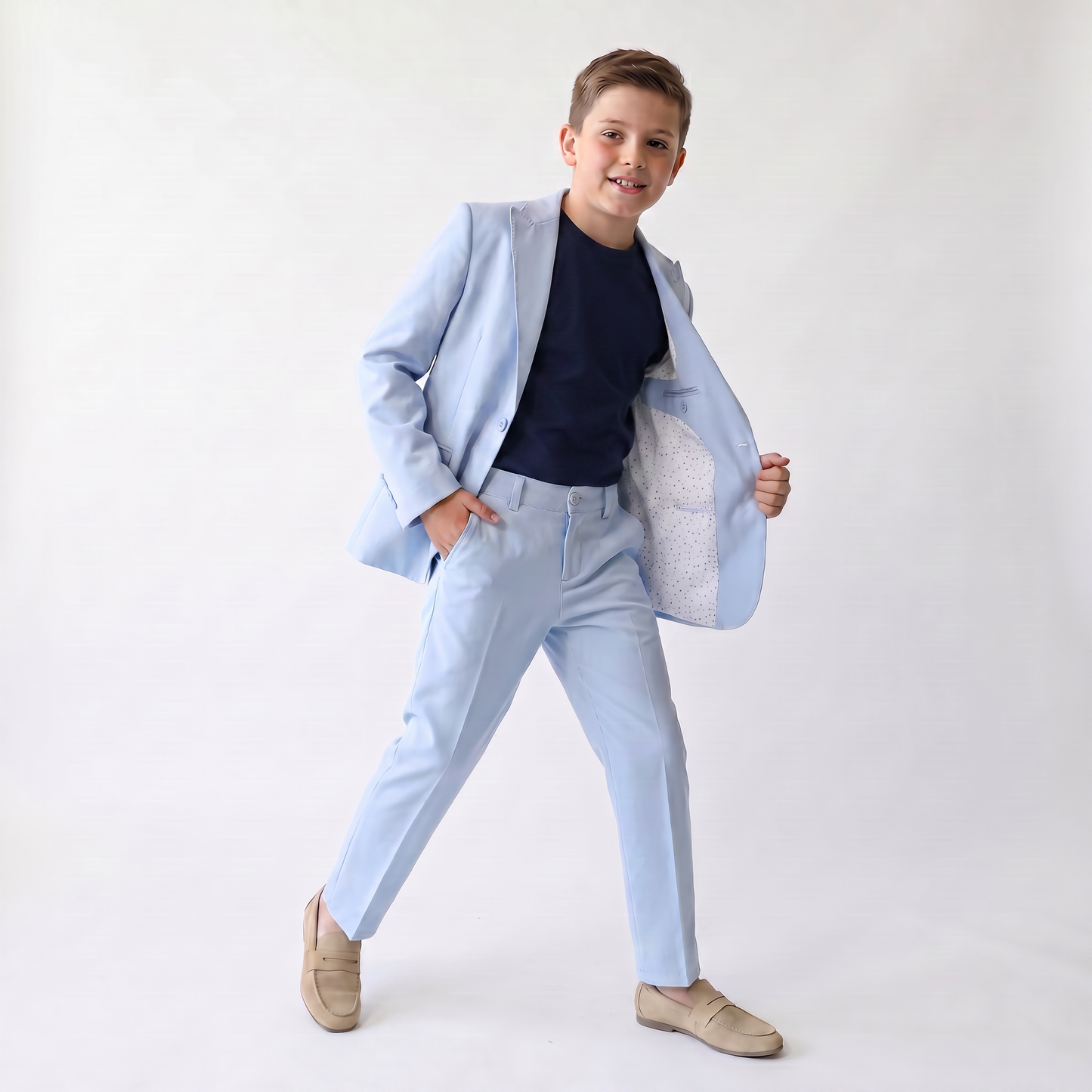 Costume élégant pour garçons