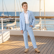 Costume élégant pour garçons