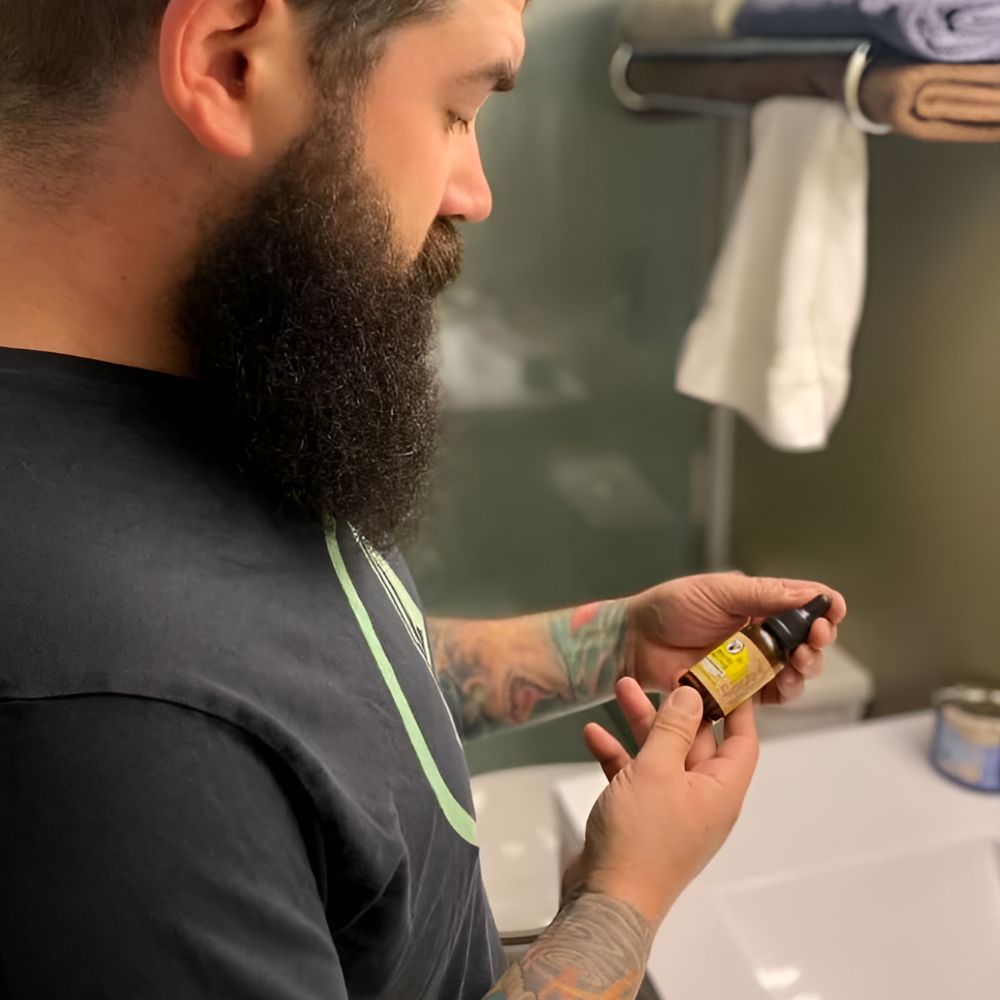 Huile à barbe Fuzzy Beaver (30ml) – Sirop d'érable canadien & Crêpes | Huile à barbe revitalisante premium