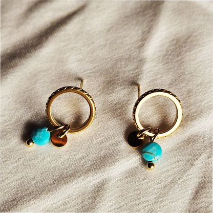 JAZMIN Turquoise-Gold: Stud Earrings with Mini Charms