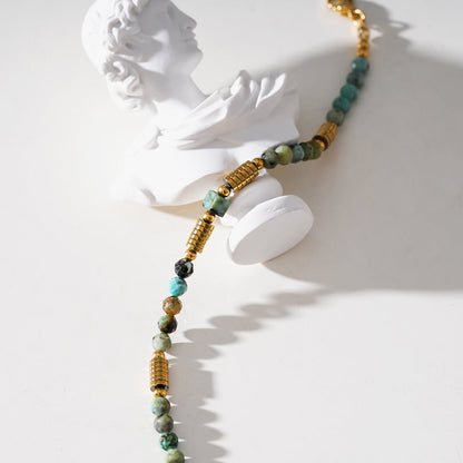 JEMIMA: Bracelet perlé en or et pierres de turquoise africaine