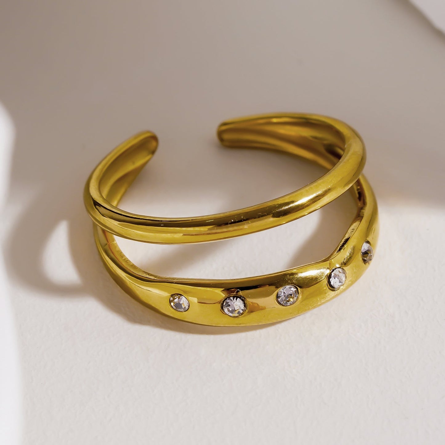 JORYA : Bague ornée de Zirconium à Double Bande