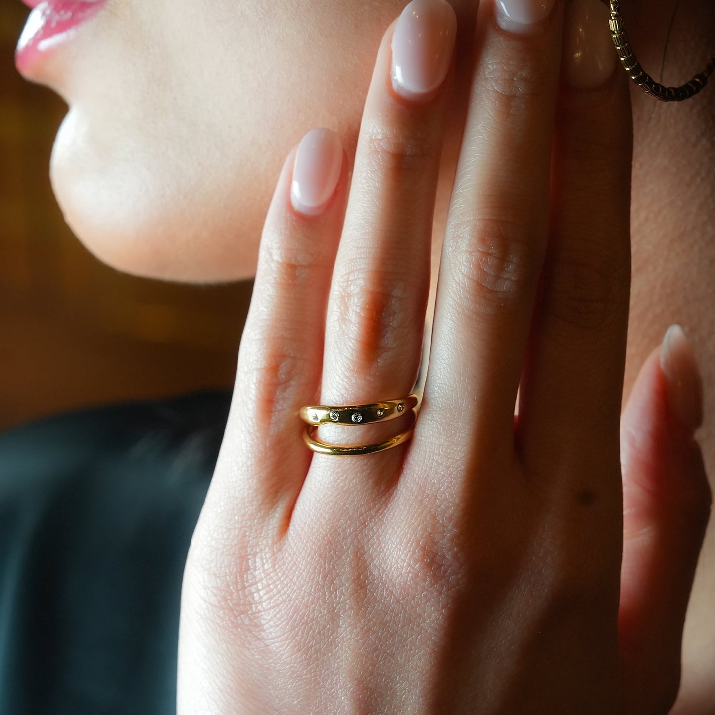 JORYA : Bague ornée de Zirconium à Double Bande