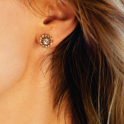 Or KERELA : Boucles d'oreilles clous étincelantes en oxyde de zirconium (CZ)