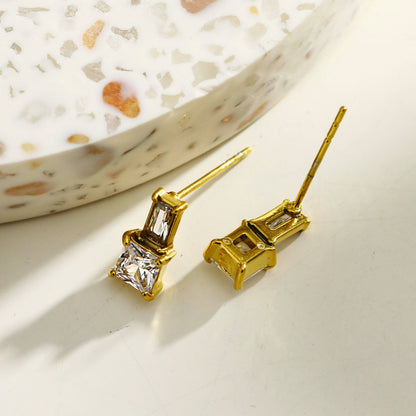Boucles d'oreilles clous rétro KIRA « Brille avec style » en cristal et zirconium
