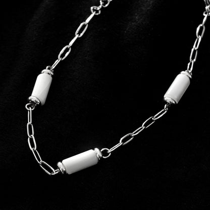 LAGUNA Argent (Or Blanc) : Bracelet mini-chaîne trombone avec perles cylindriques en coquillage naturel