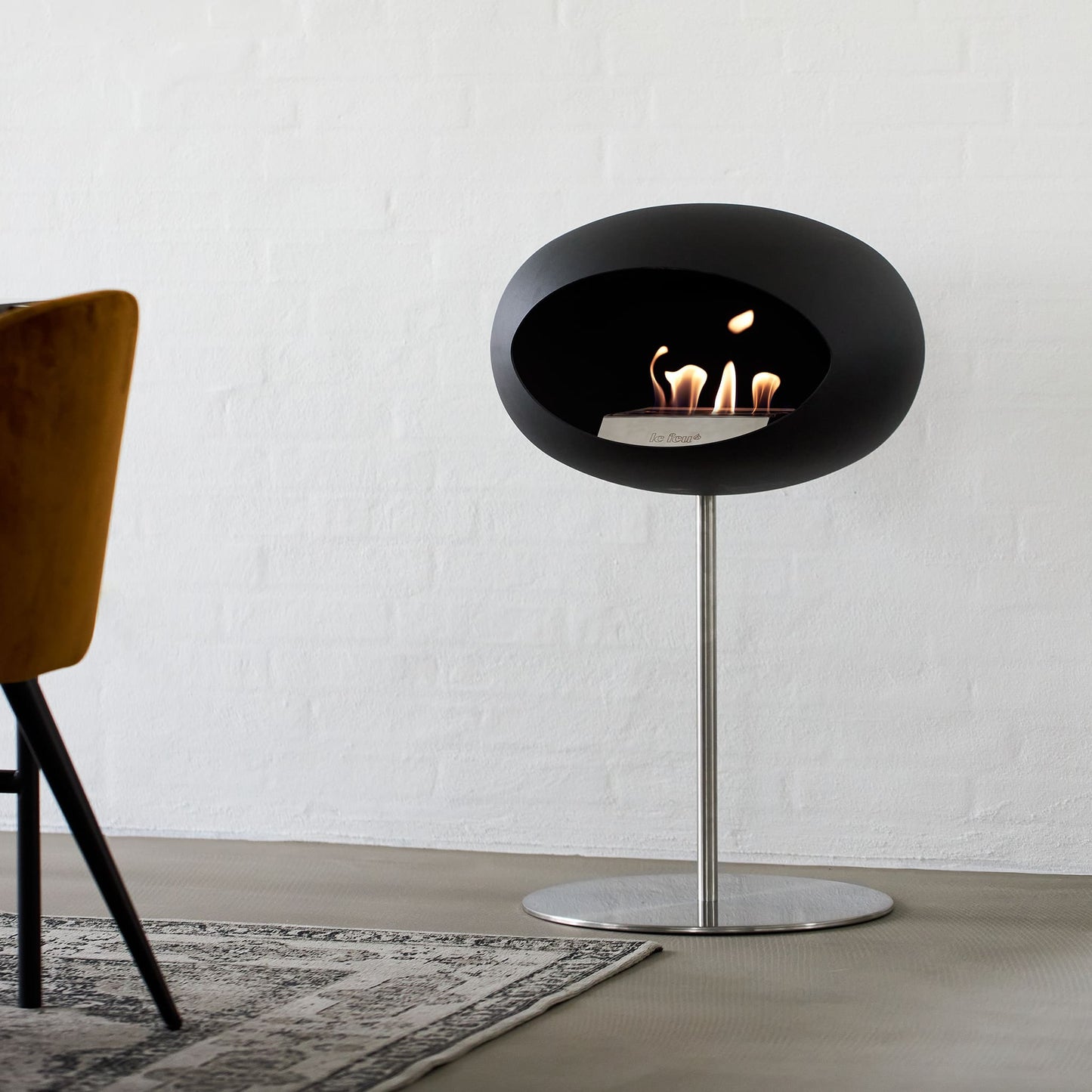 Le Feu Steel Low Dome <br>Noir