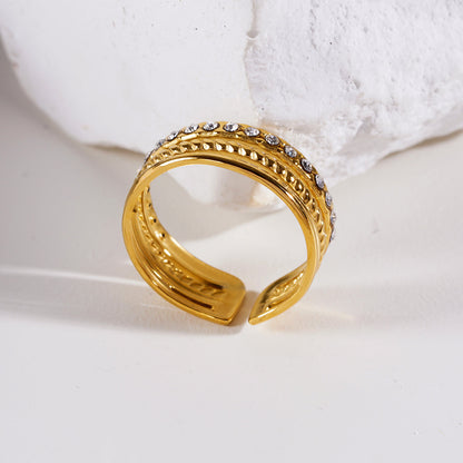 LUMINA : Bague ornée de multiples oxydes de zirconium