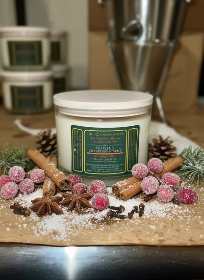 FROSTED CRANBERRY &amp; SPICE | Festive cranberry Christmas luxury coconut apricot wax candle