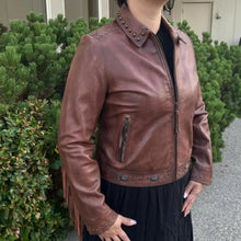 Veste western en cuir à franges