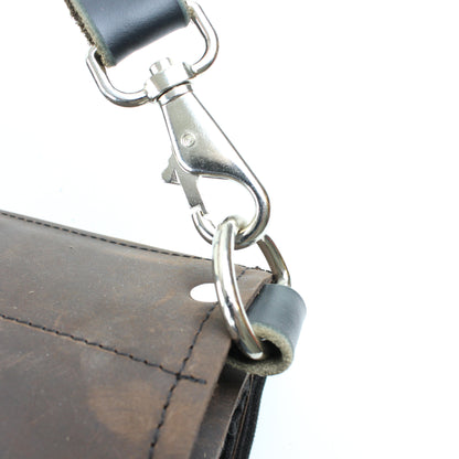 Rouleau à Couteaux en Cuir