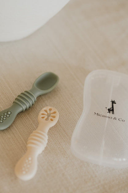 Silicone learning spoons