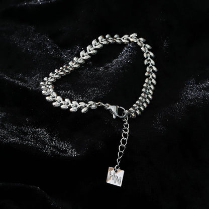 MAGDA Silver (White Gold): Leafy Patterned Bold Bracelet