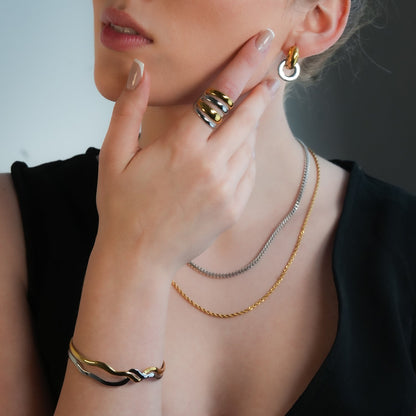 FREDRIKA : Bracelet chic géométrique abstrait en métaux mélangés