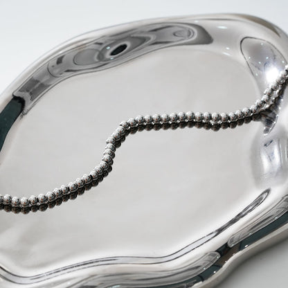 MANAMI LG : Chaîne de cheville contemporaine en argent avec billes