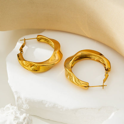 Boucles d'oreilles créoles abstraites sculptées MARFA Gold