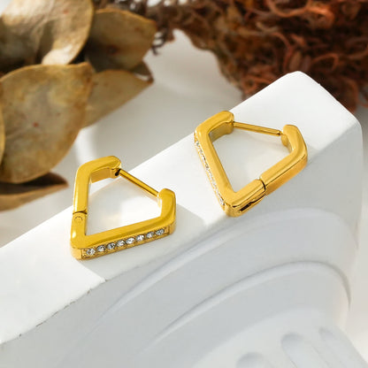 MARIETTA Gold : Mini créoles triangulaires avec zircones pavées