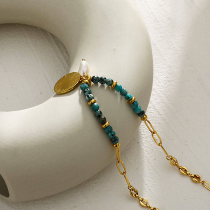 MEDELLIN : Chaîne Contemporaine avec Perles de TURQUOISE AFRICAINE et Duo de Pendentifs