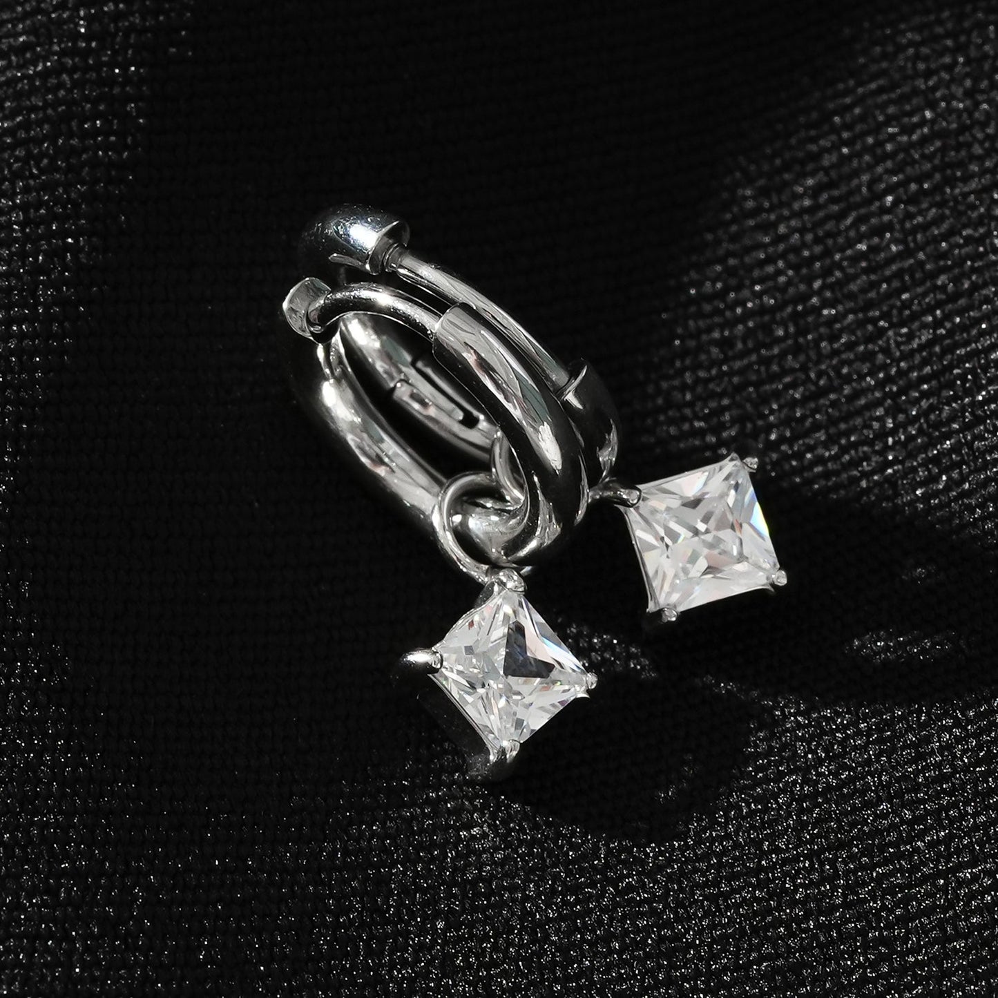 MORANDI Or blanc (ton argenté) : Créoles d'inspiration vintage avec pendentifs moissanite amovibles