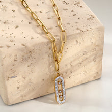 Chaîne Morna avec pendentif géométrique or et zircons