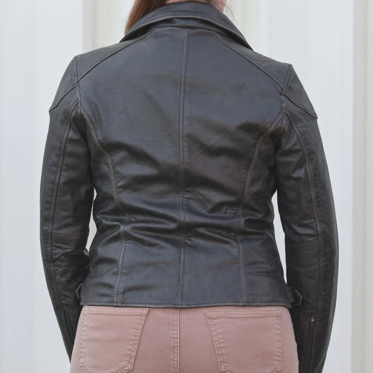 Blouson motard femme en cuir à l'effet patiné