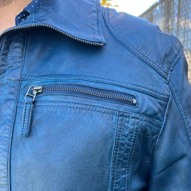 Blouson homme en cuir d'agneau avec deux poches poitrine zippées
