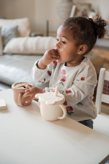 2-in-1 snack and liquid learning cup