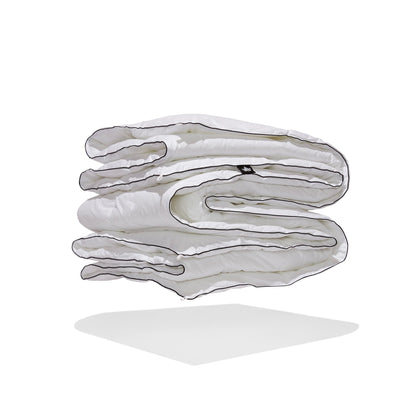 Couette en microfibre avec garnissage synthétique aspect duvet