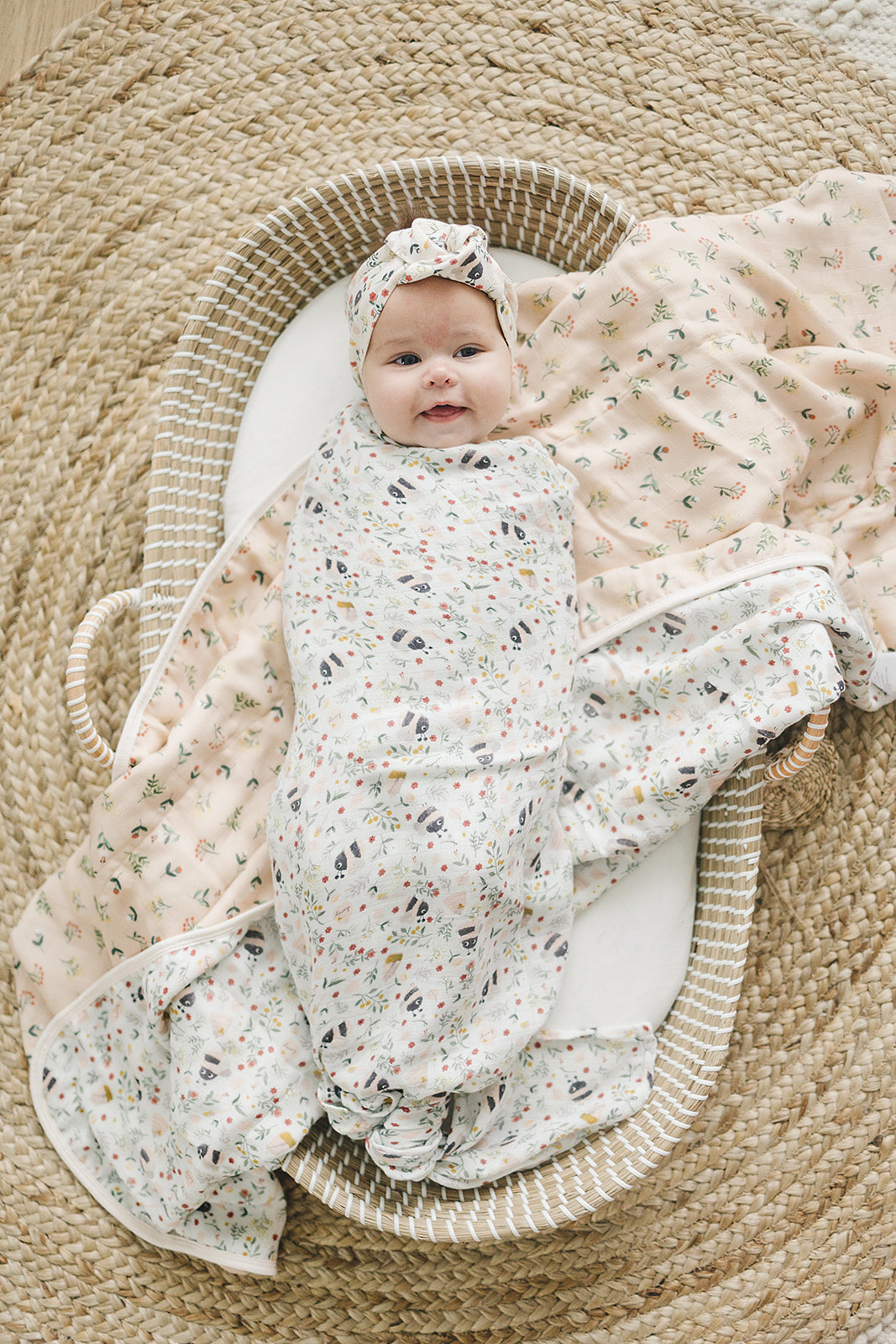 Muslin Quilt - Bumble Bees