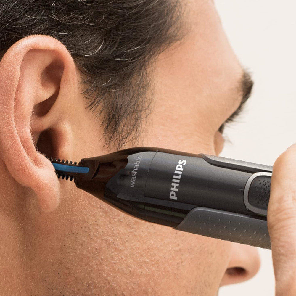 PHILIPS NT3650/26 Nose Trimmer Series 3000 with Protective Guard System