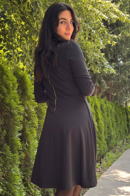 Robe évasée Nathalie à boutons dorés