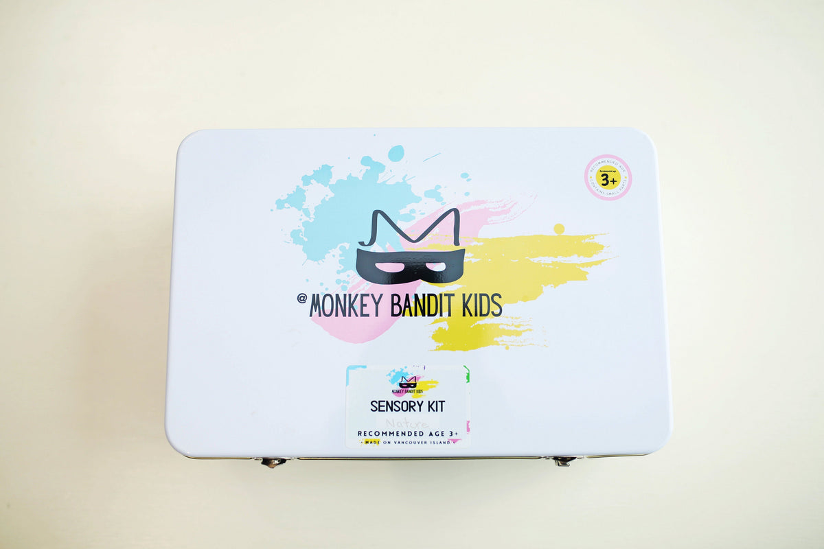 Imagine-tin sensory play kit