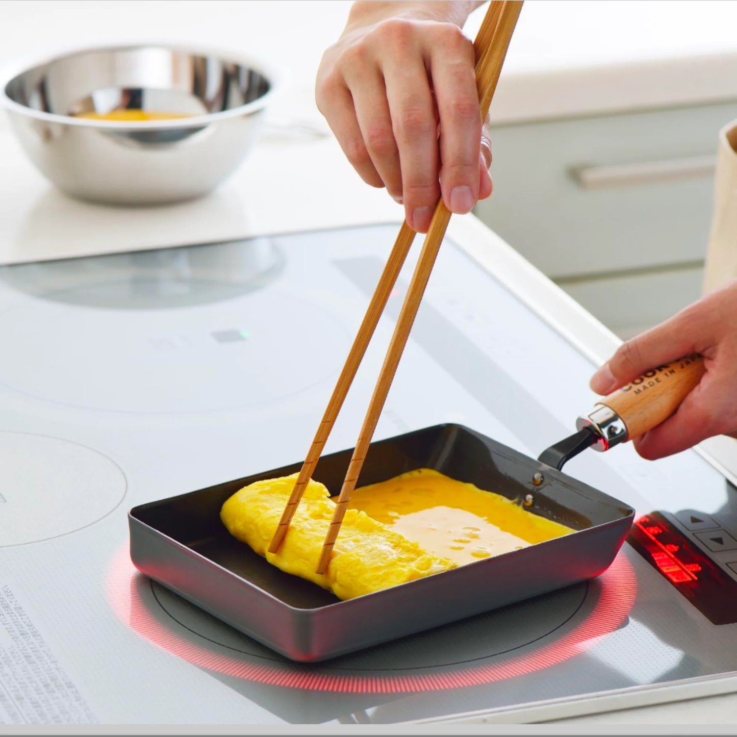 Yoshikawa Cook-Pal Ren Medium Nitrided Carbon Steel Rolled Egg/Omelet Pan (Tamagoyaki)