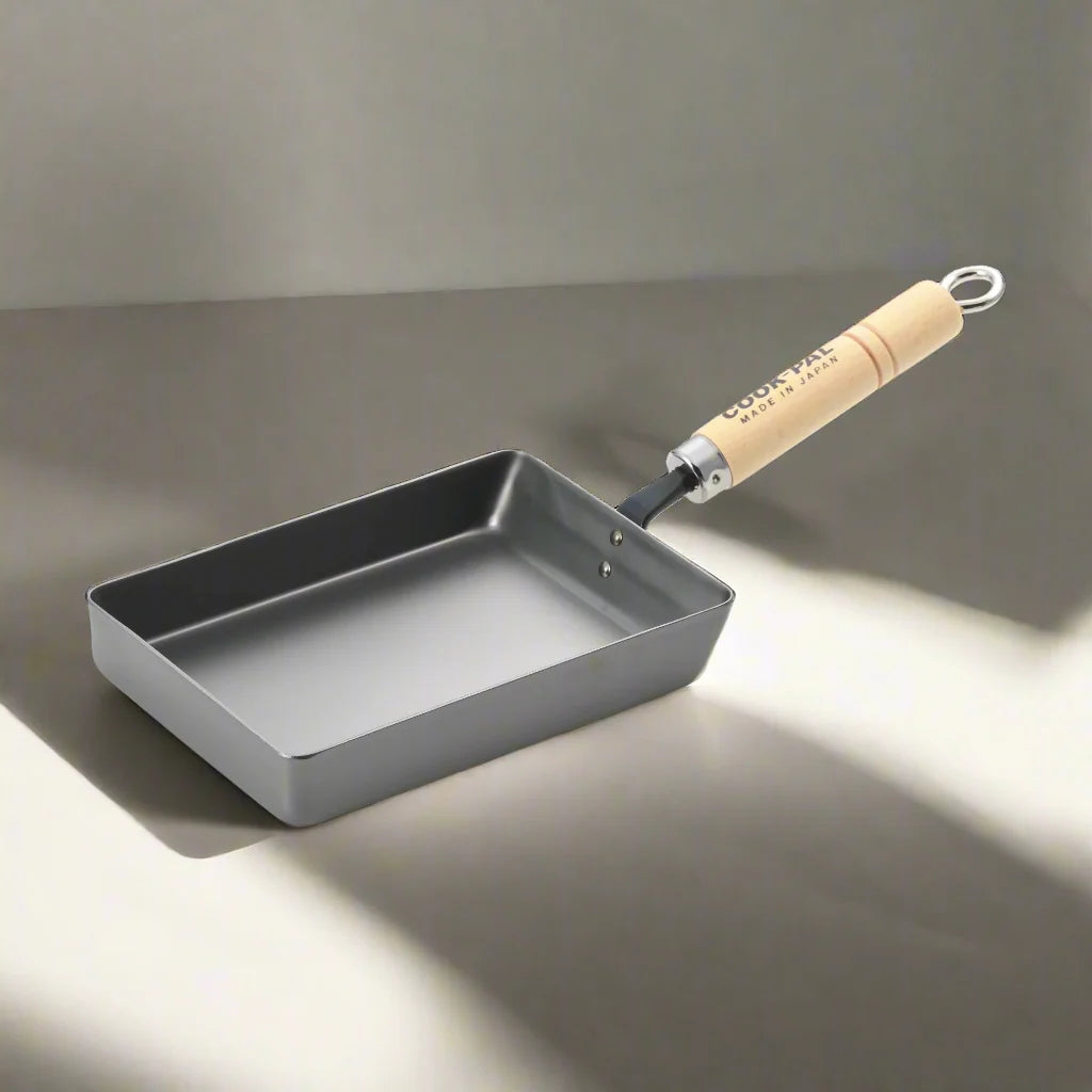 Yoshikawa Cook-Pal Ren Medium Nitrided Carbon Steel Rolled Egg/Omelet Pan (Tamagoyaki)