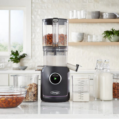 OMEGA OMSMBTBK13 Ultimate Performance Batch Juicer