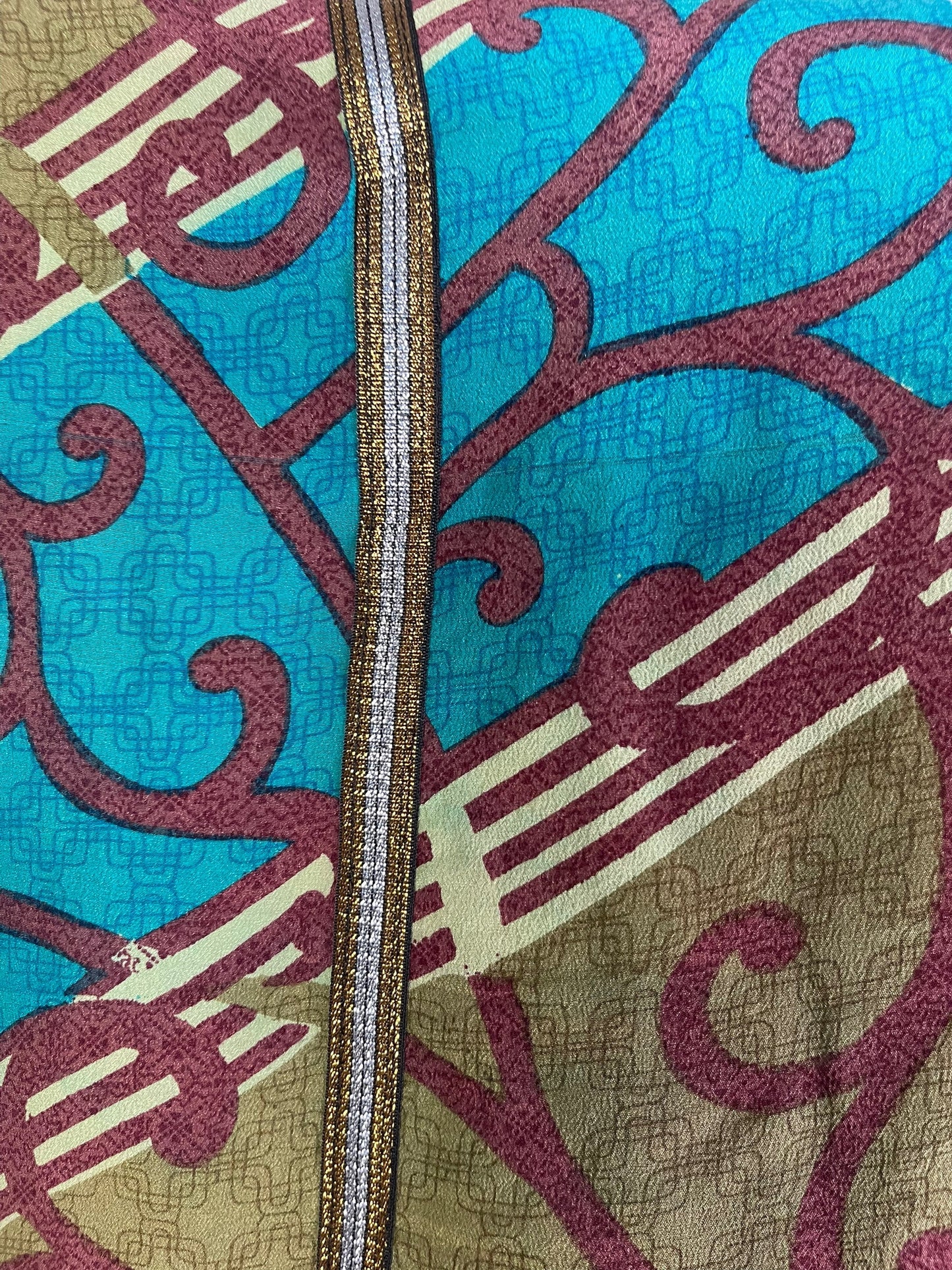 PRC5939 Veste Avatar à manches kimono en pure soie avec ceinture