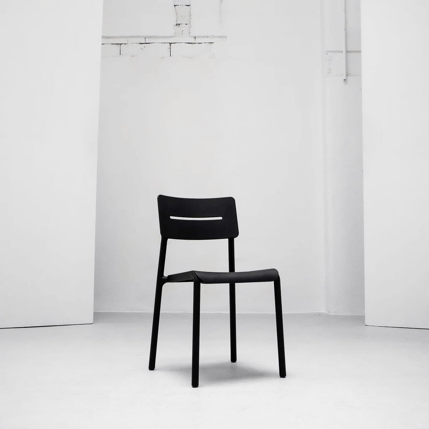 Chaise OUTO<br> Utilisation Intérieur &amp; Extérieur