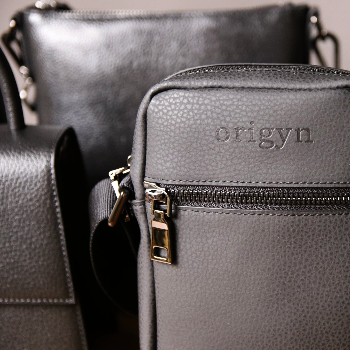 Plant-Based MIRUM® Crossbody Handbag – Plastic-Free Vegan Leather