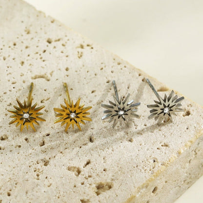 AMNISTY : Boucles d'oreilles clous en zircone « Étoile brillante » argentées