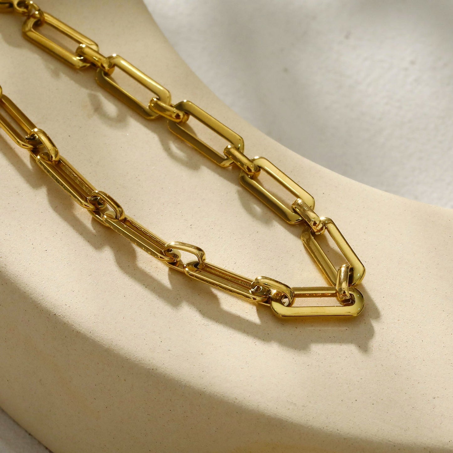 CALAIS Bracelet délicat avec maillons trombone