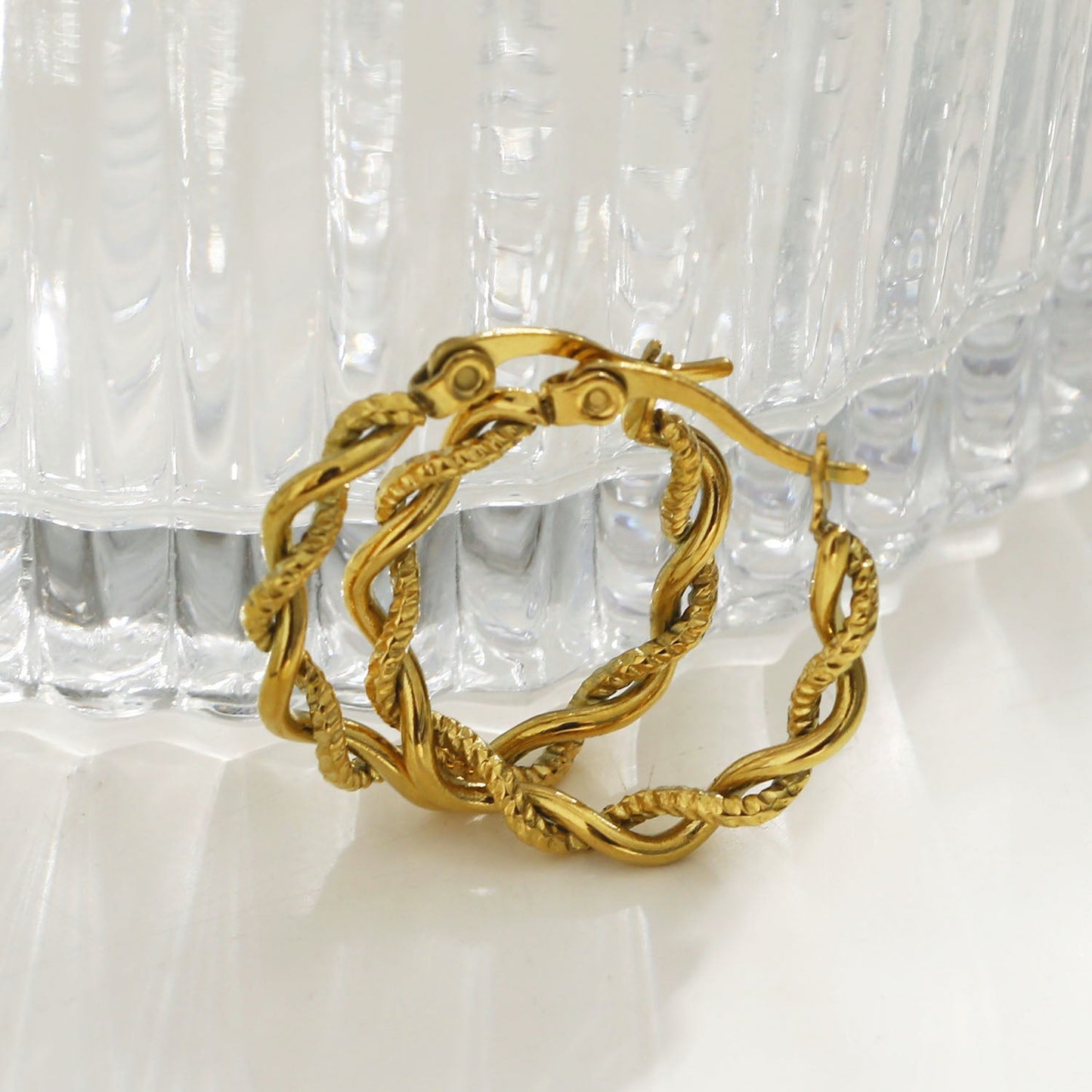 Boucles d'oreilles créoles torsadées texturées BARBARA Gold