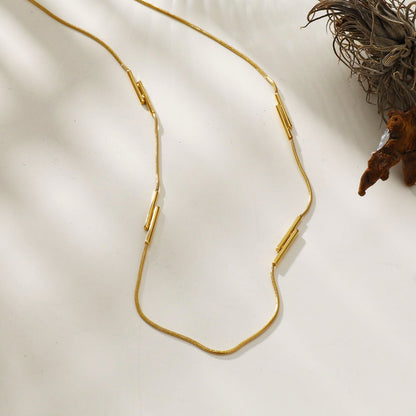PEDRINA Duo Stick Collier Chaîne Détaillée Or